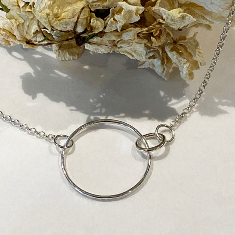 Sterling Silver Interlocking Circle Necklace - Style 1