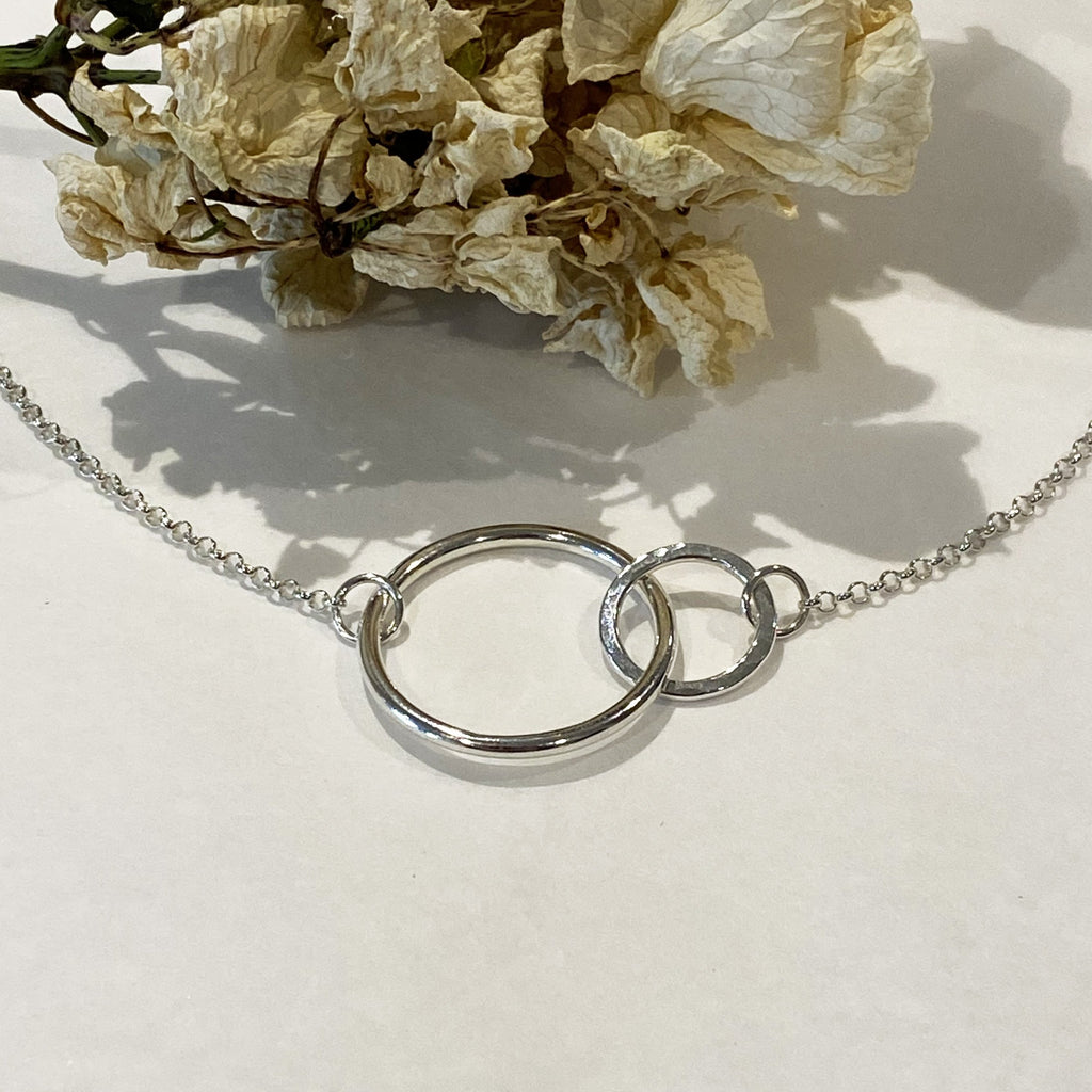 Sophie Thomas Jewellery - Sterling Silver Interlocking Circle Necklace - Style 2 - Nosek's Just Gems